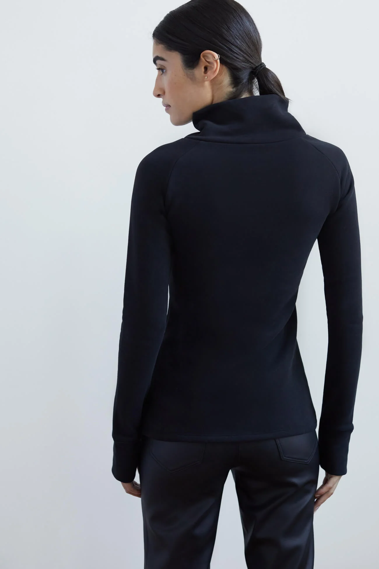Brie Sweatshirt | Cream - Image 23