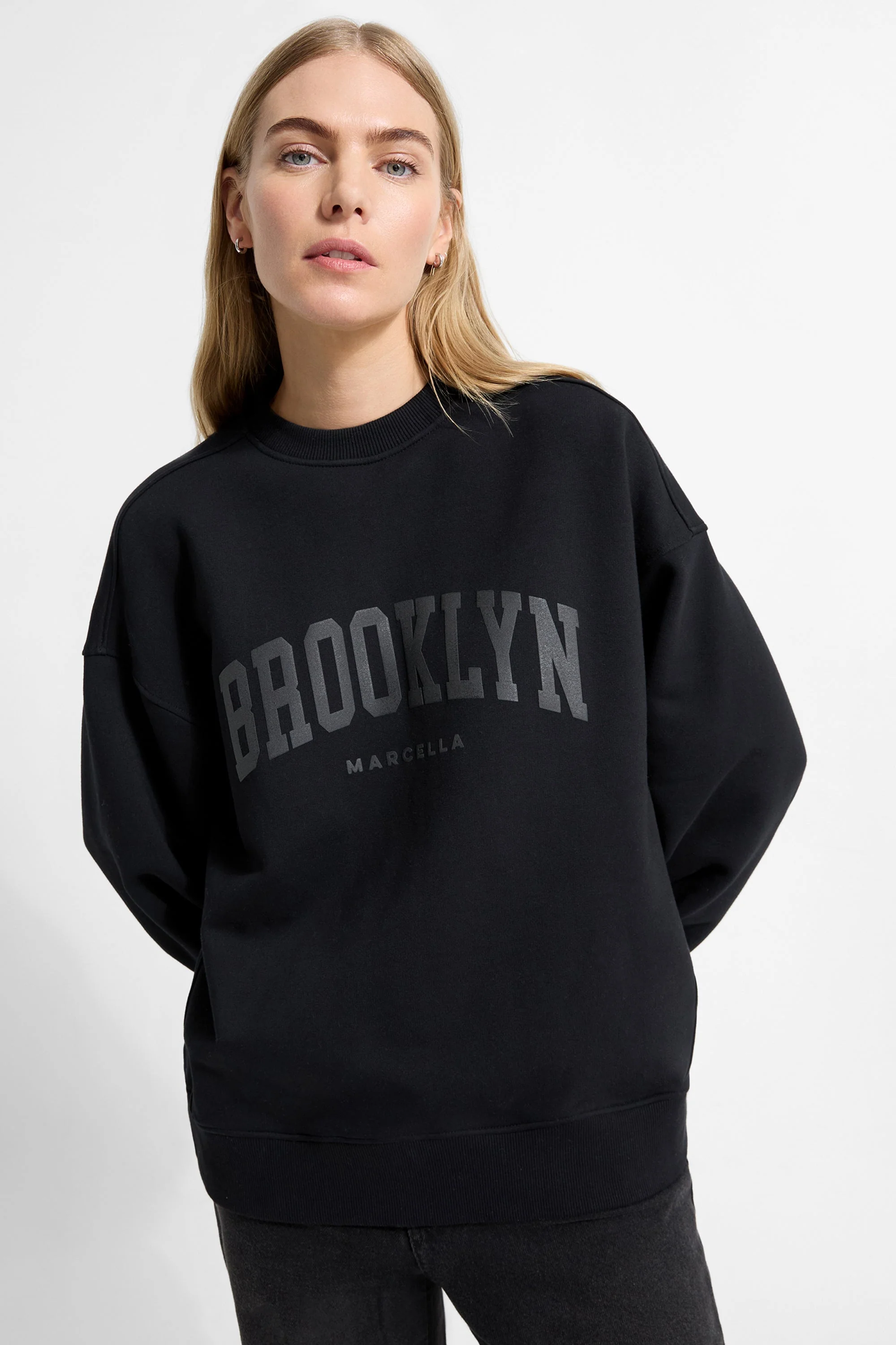 Brooklyn Sweatshirt | Cream - Image 14