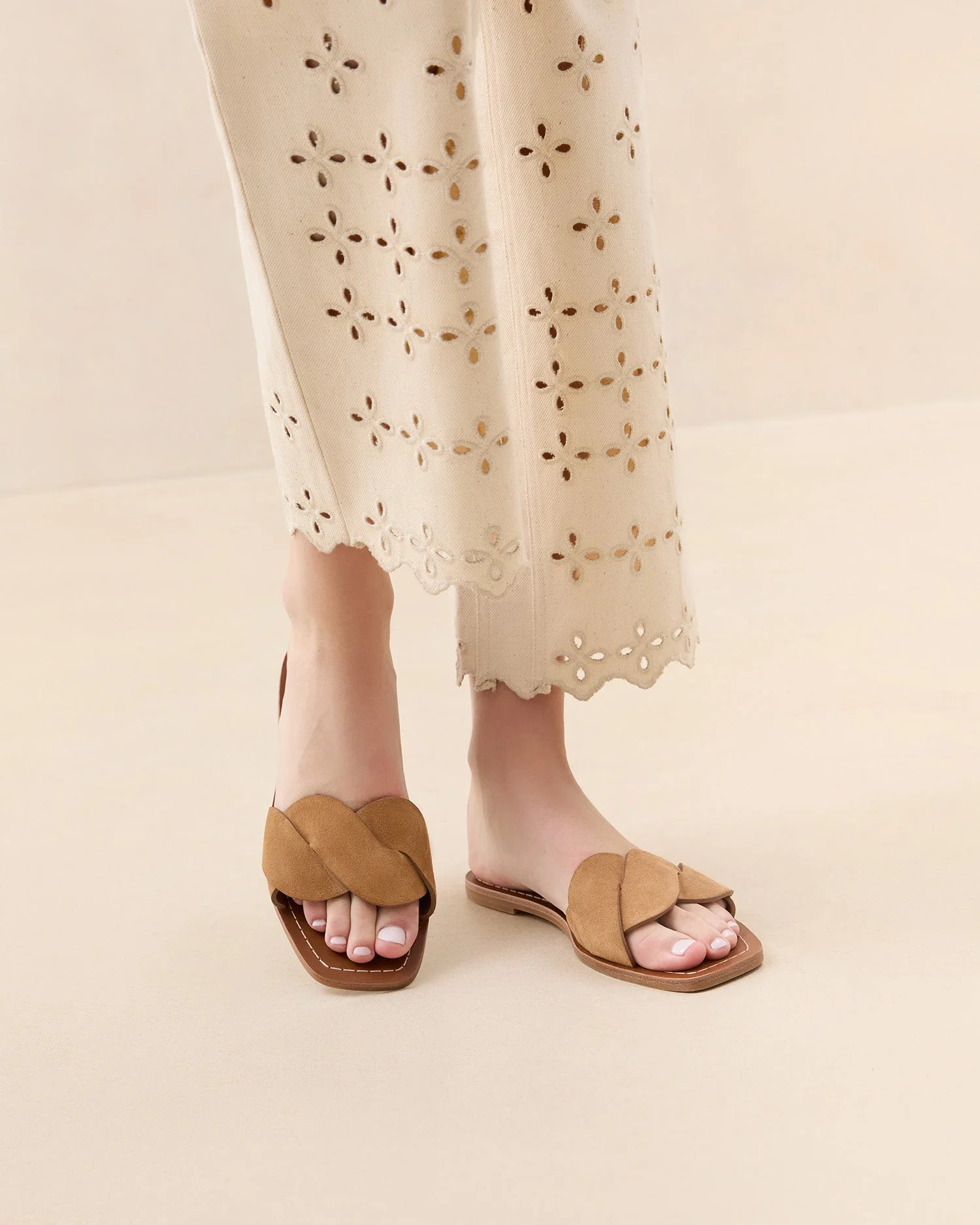 Willajo Suede Braid Sandal | Toffee - Image 2