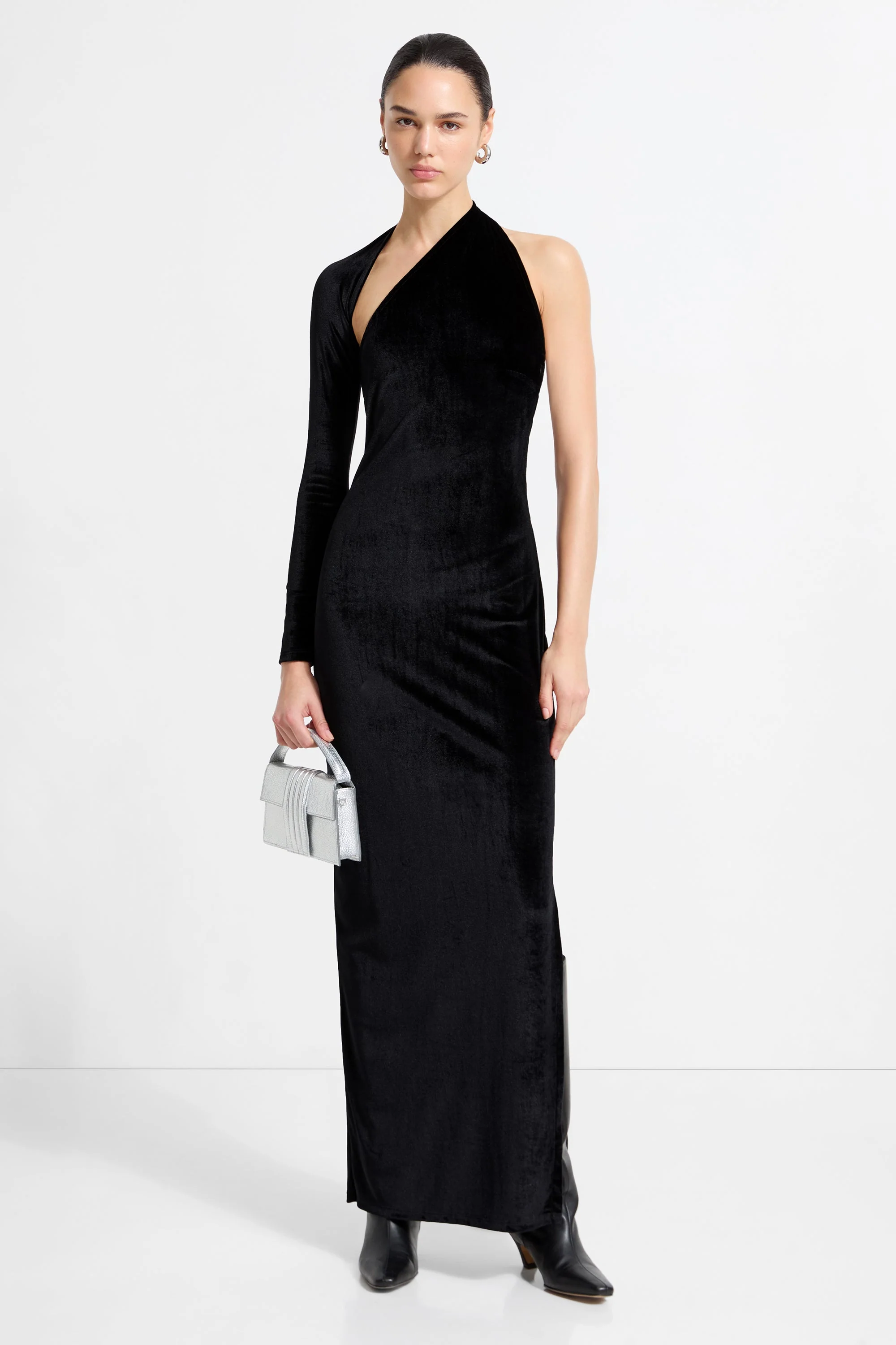 Manhattan Velvet Slit Gown | Black Velvet
