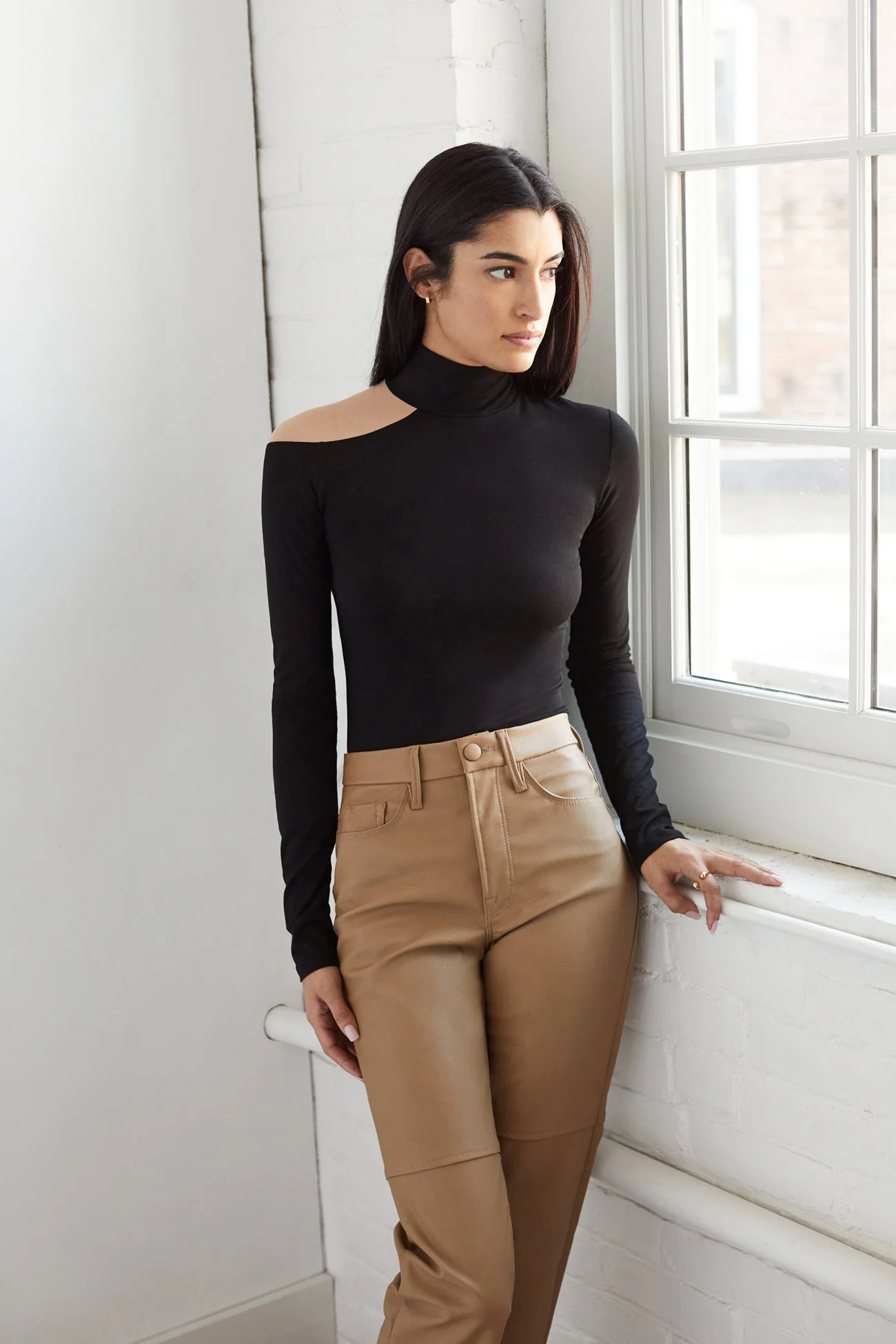 Aubrey Top | Black and Beige - Image 6