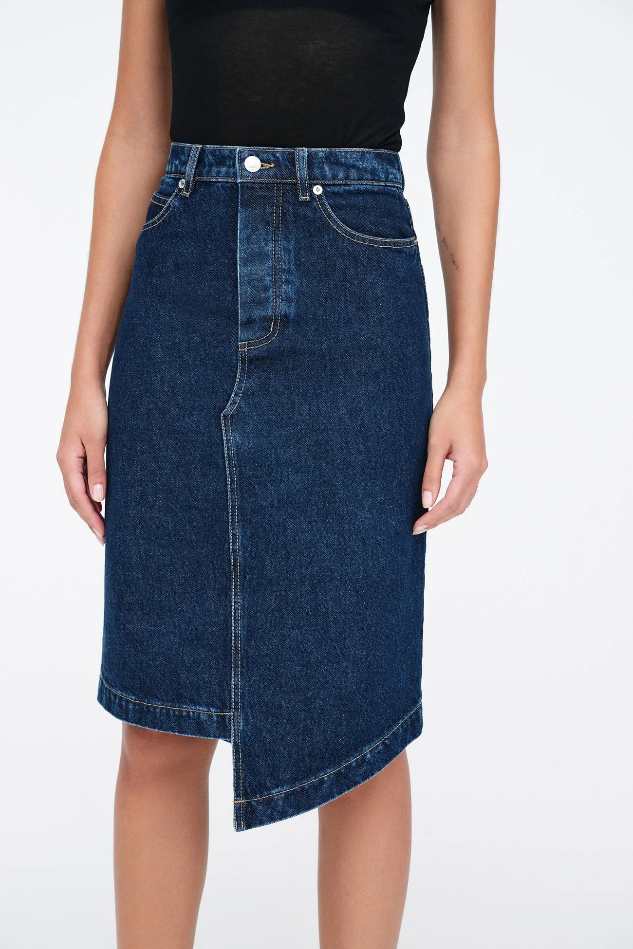 LES Denim Skirt | Dark Blue - Image 3