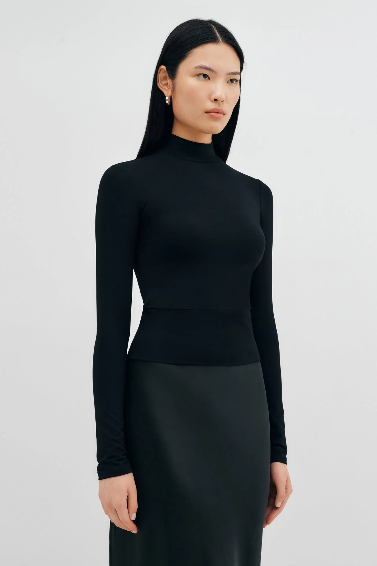 Maru Top | Black - Image 2