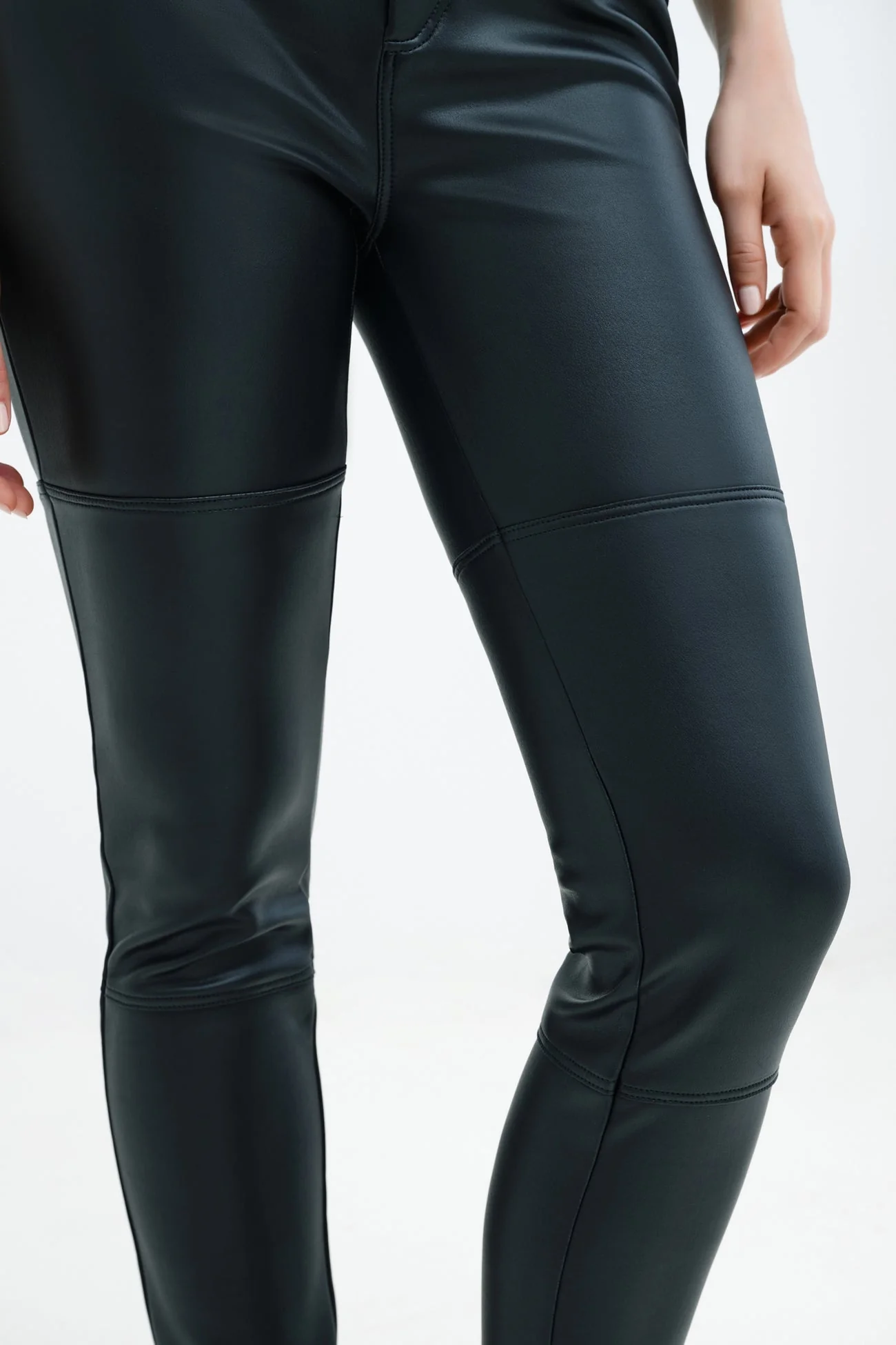 Mei Pants | Multiple Colors - Image 11