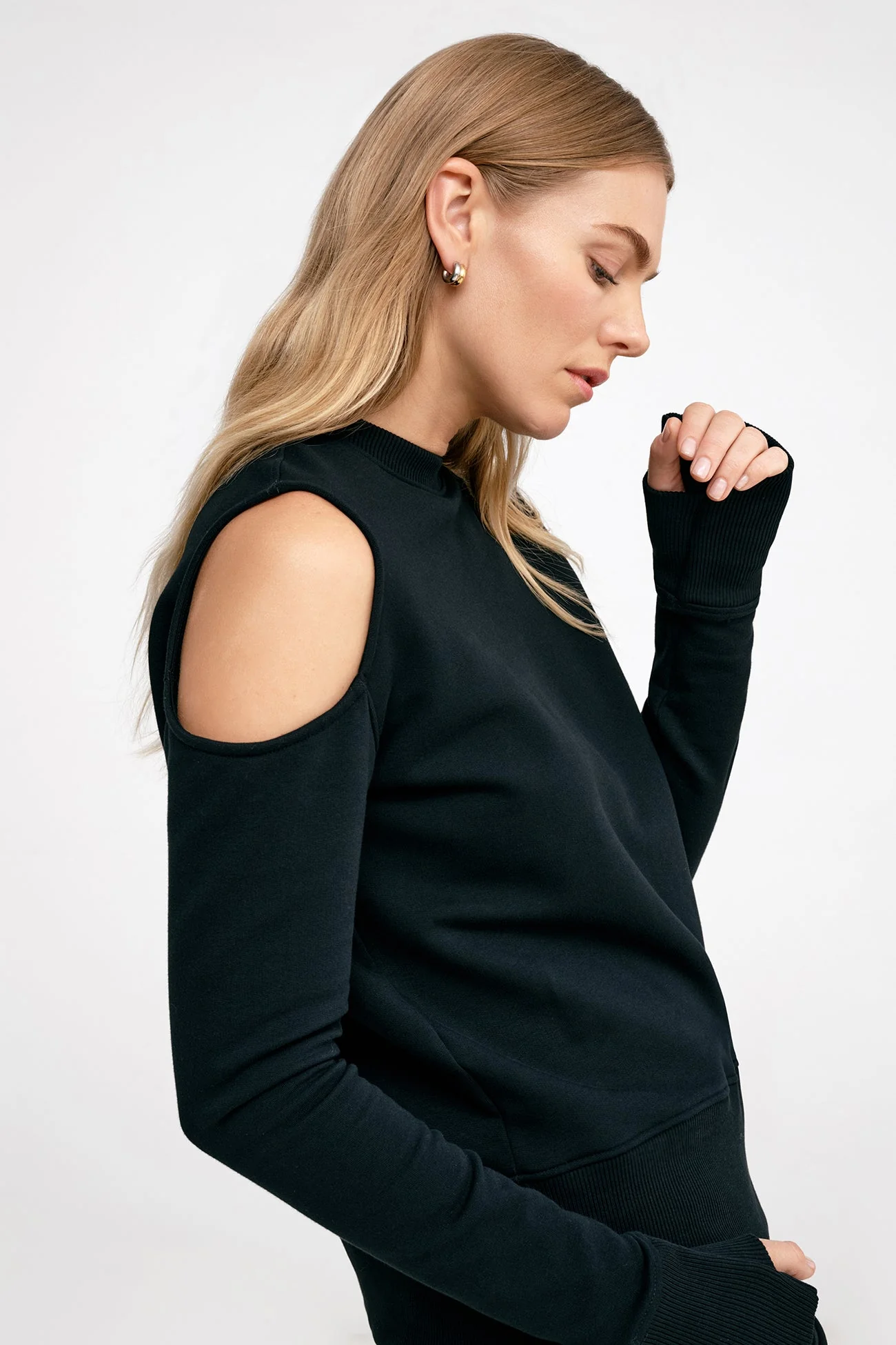 William Cutout Sweatshirt | Black