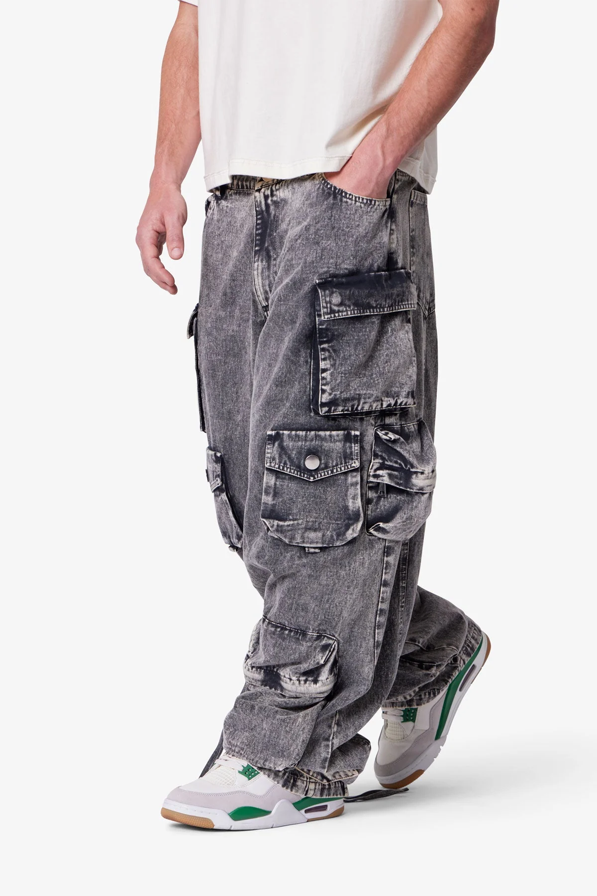 Washed Barrel Cargo Pants | Washed Black - Image 6