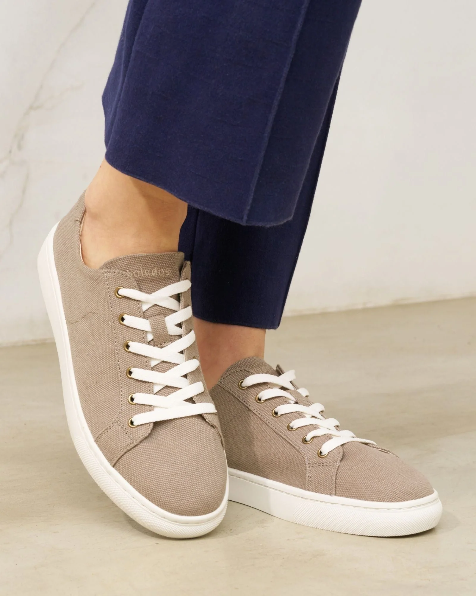 Womens | Ibiza Canvas Sneaker | Cafe Taupe - Image 3