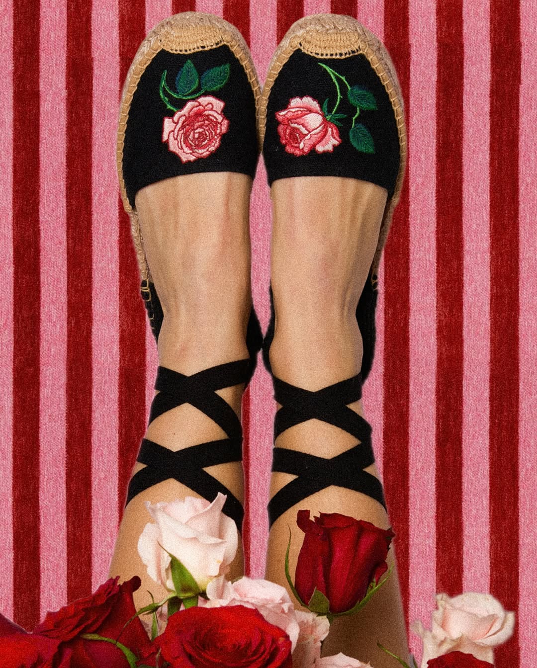 Womens | Lauren Lace Up Espadrille | Embroidery | Wild Roses - Noche Black - Image 2