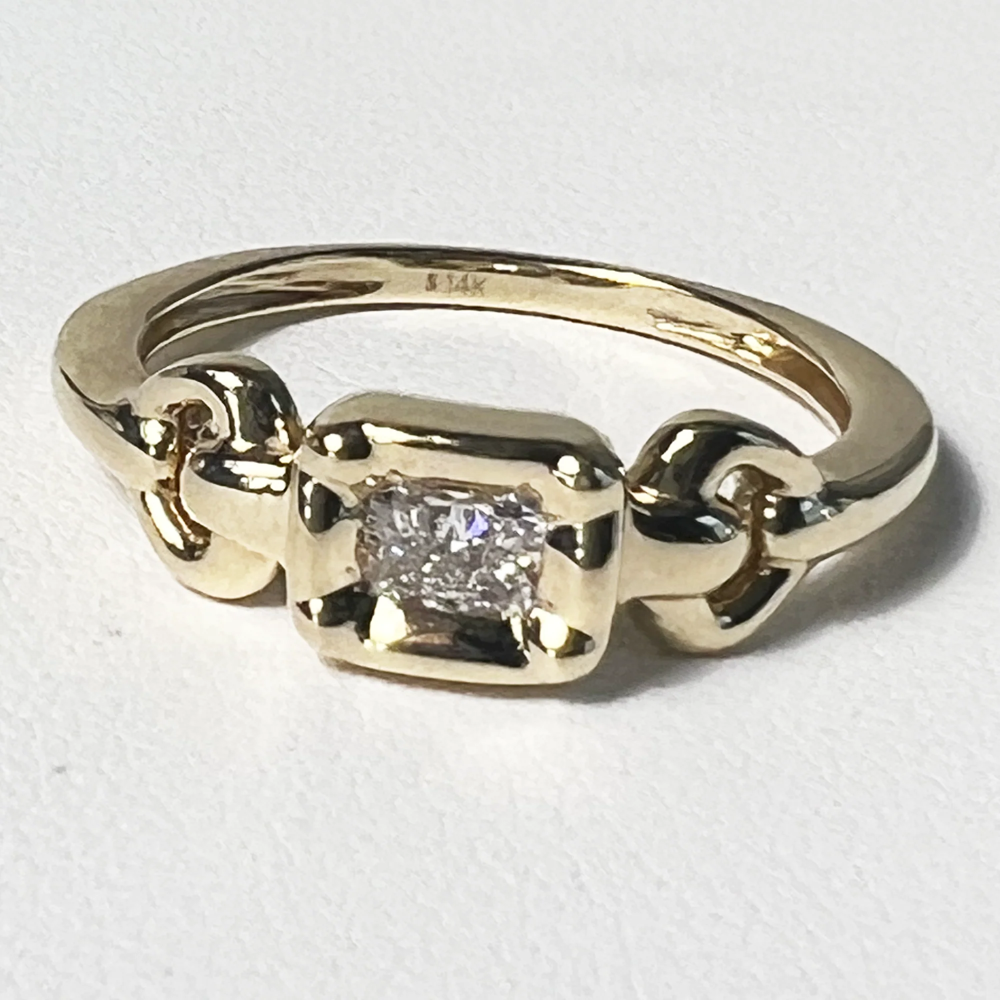 Classic Collection Radiant Ring | 14K Yellow Gold | 0.25 CTW (Approx) White Lab Diamond