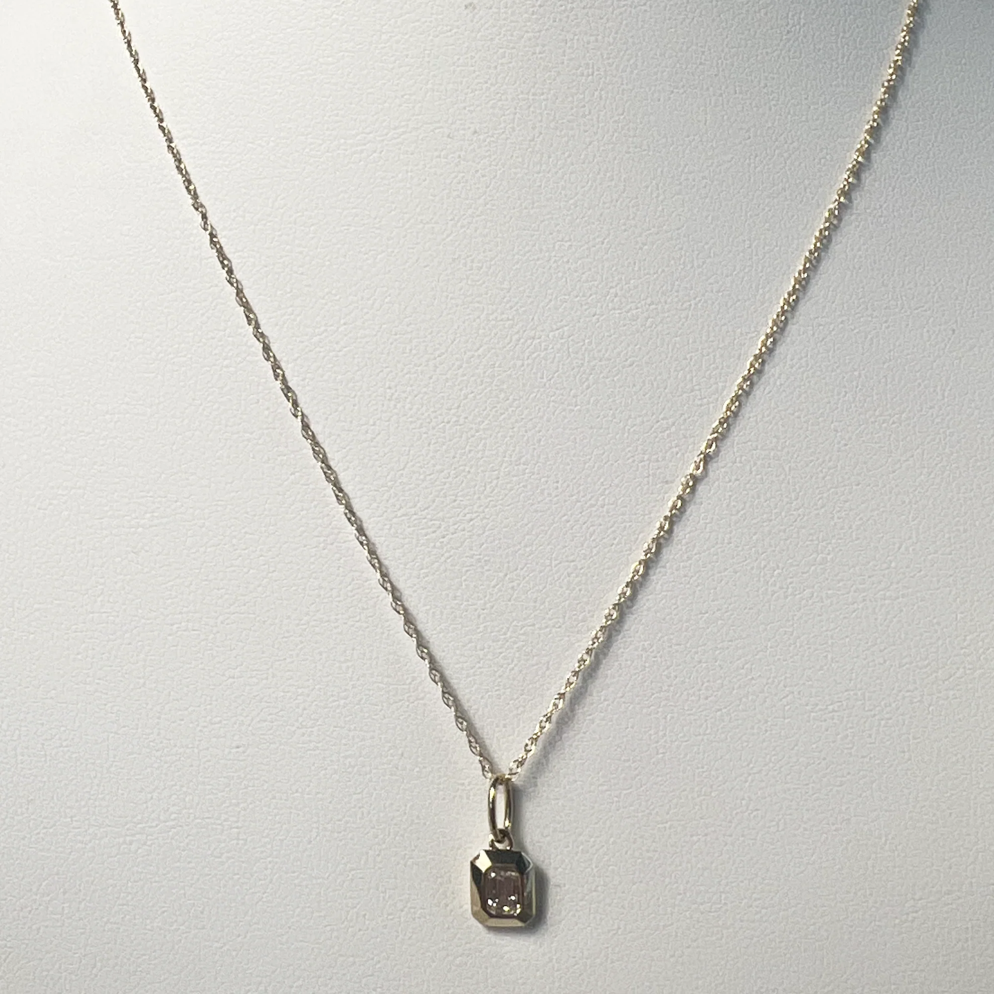 Emerald-cut Diamond Tag Necklace | 14K Yellow Gold | 0.20 CTW (Approx) White Diamond