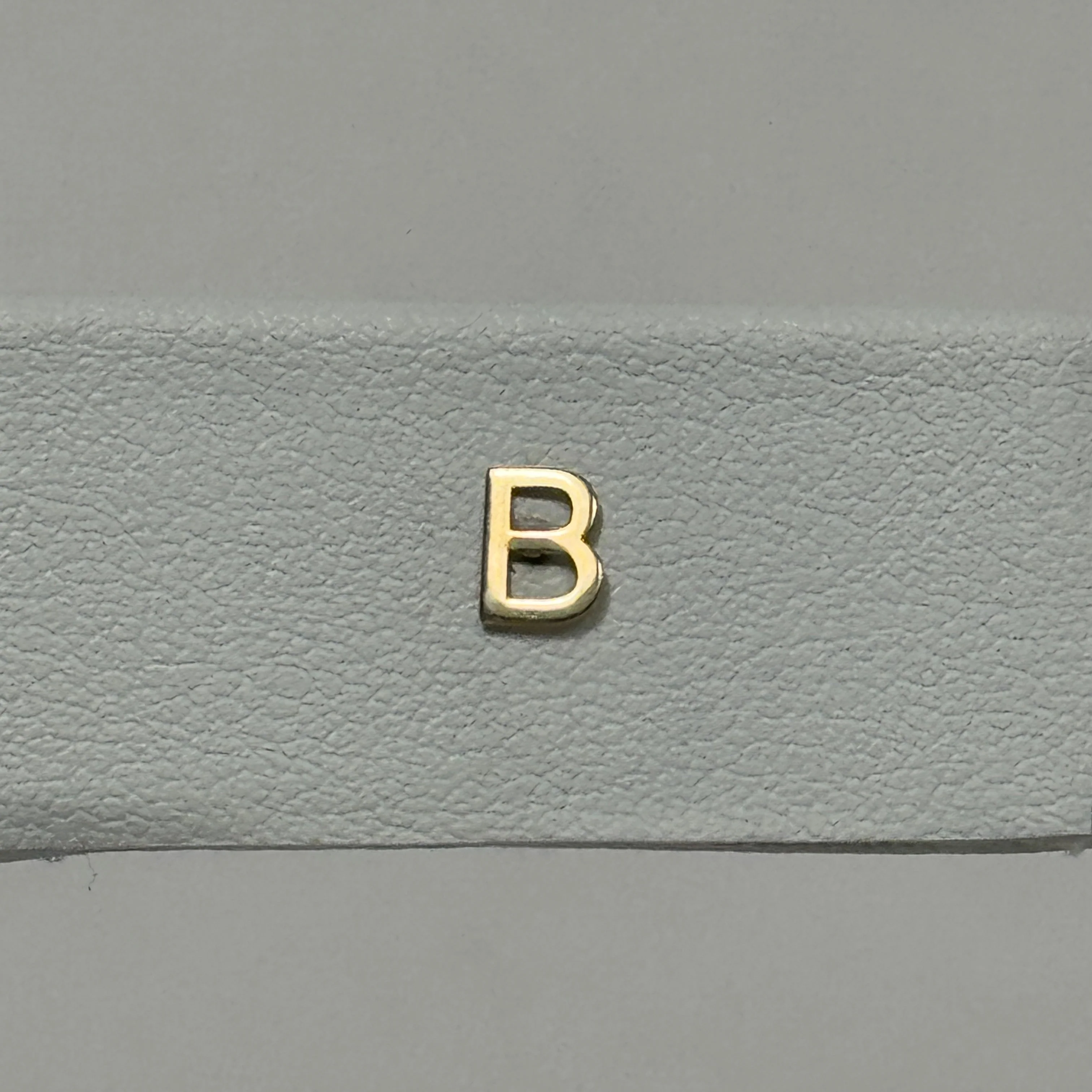 Good Girl Initial Stud | 10K Yellow Gold