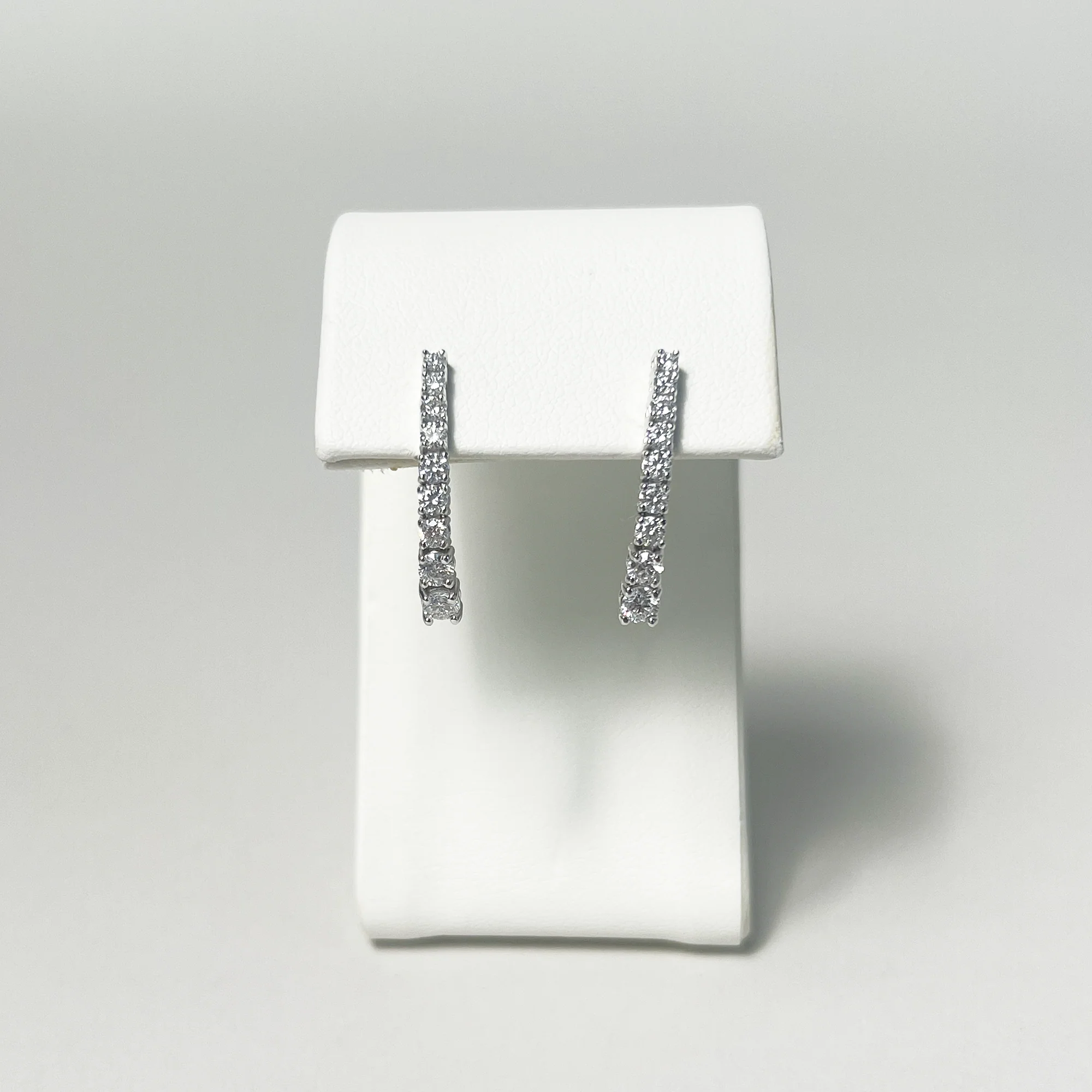 Gradient Tennis Earrings | 14K Yellow Gold | 1.52 CTW (Approx) Round  White Lab Diamond