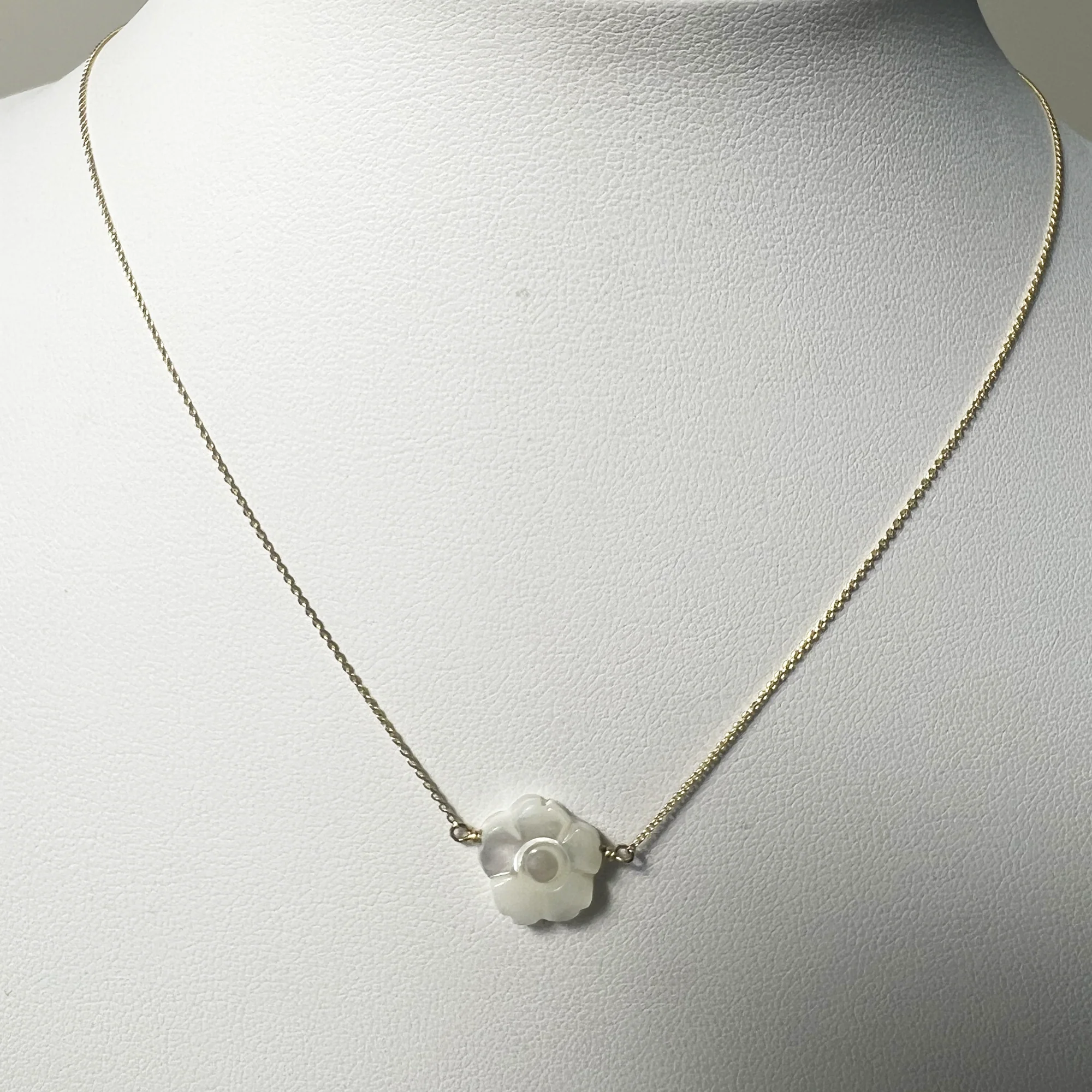 Necklace | 10K Yellow Gold | White Mother Of Pearl