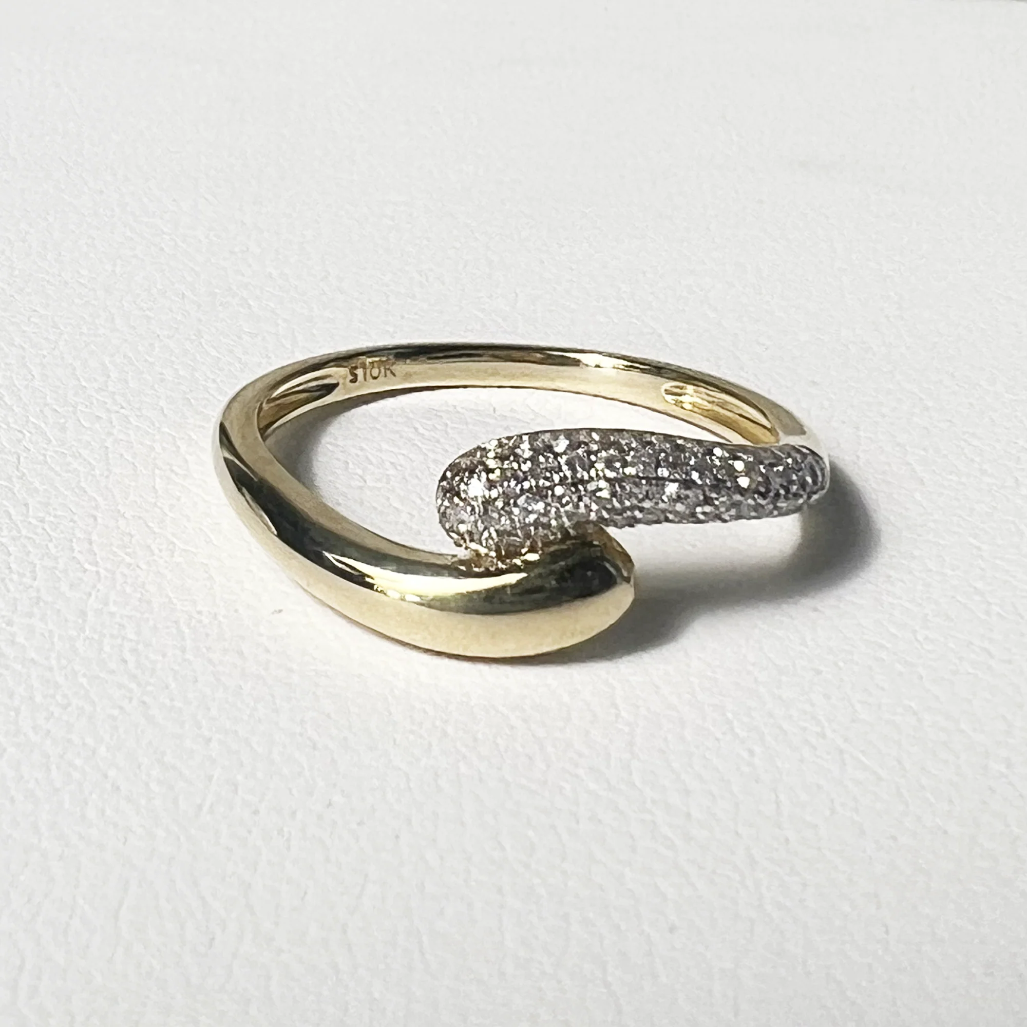 Pave Droplet Hug Ring | 10K Yellow Gold | 0.18 CTW (Approx) White Diamond