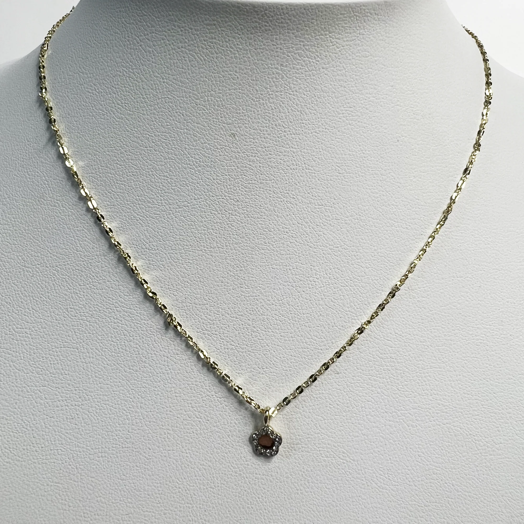 Pave Groovy Flower Choker | 10K Yellow Gold | White Diamond