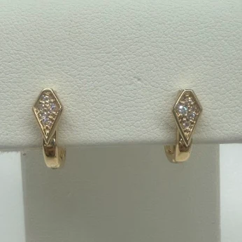 Pave Knife Edge Kite Huggies | 14K Yellow Gold | White Diamond