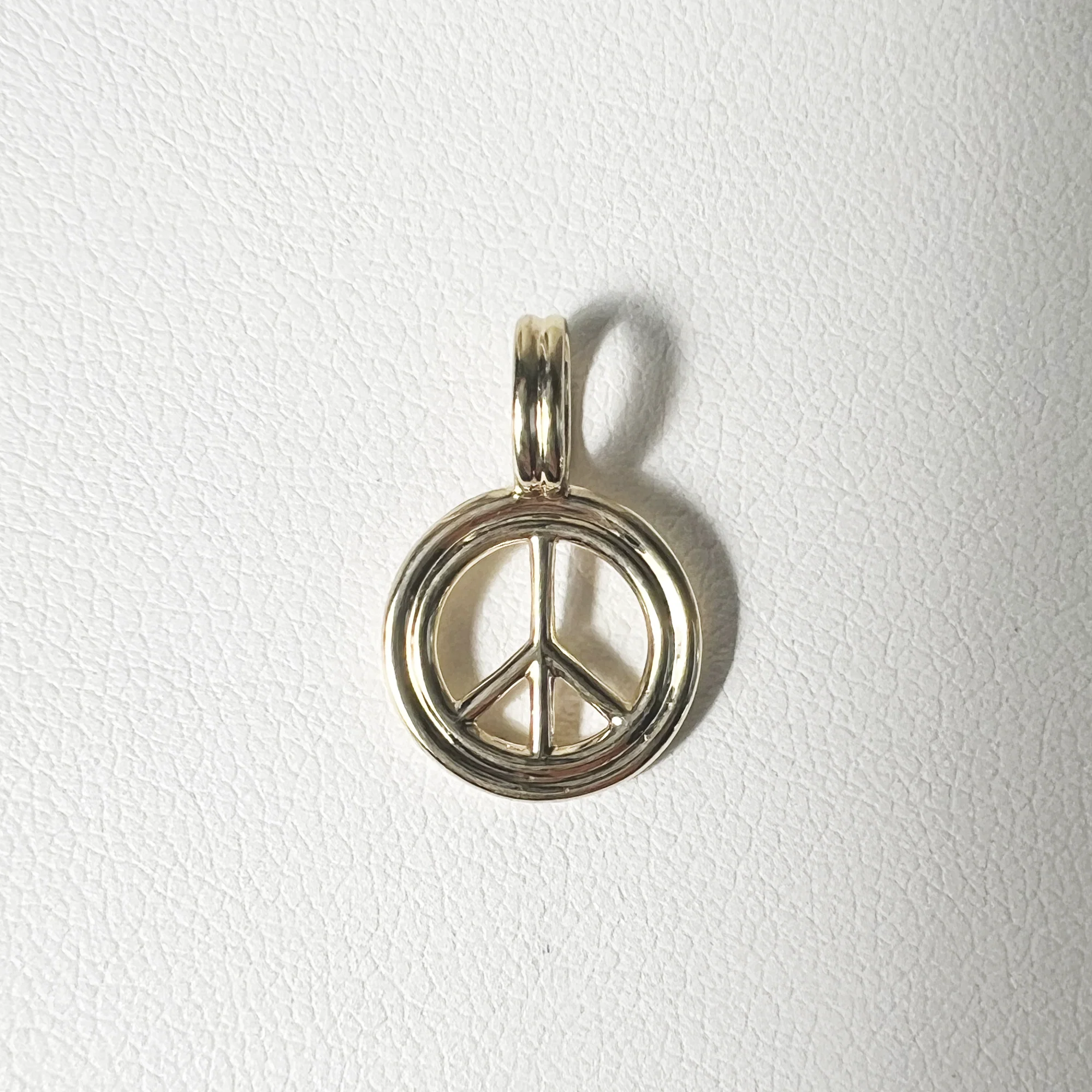Peace Sign Charm | 14K Yellow Gold