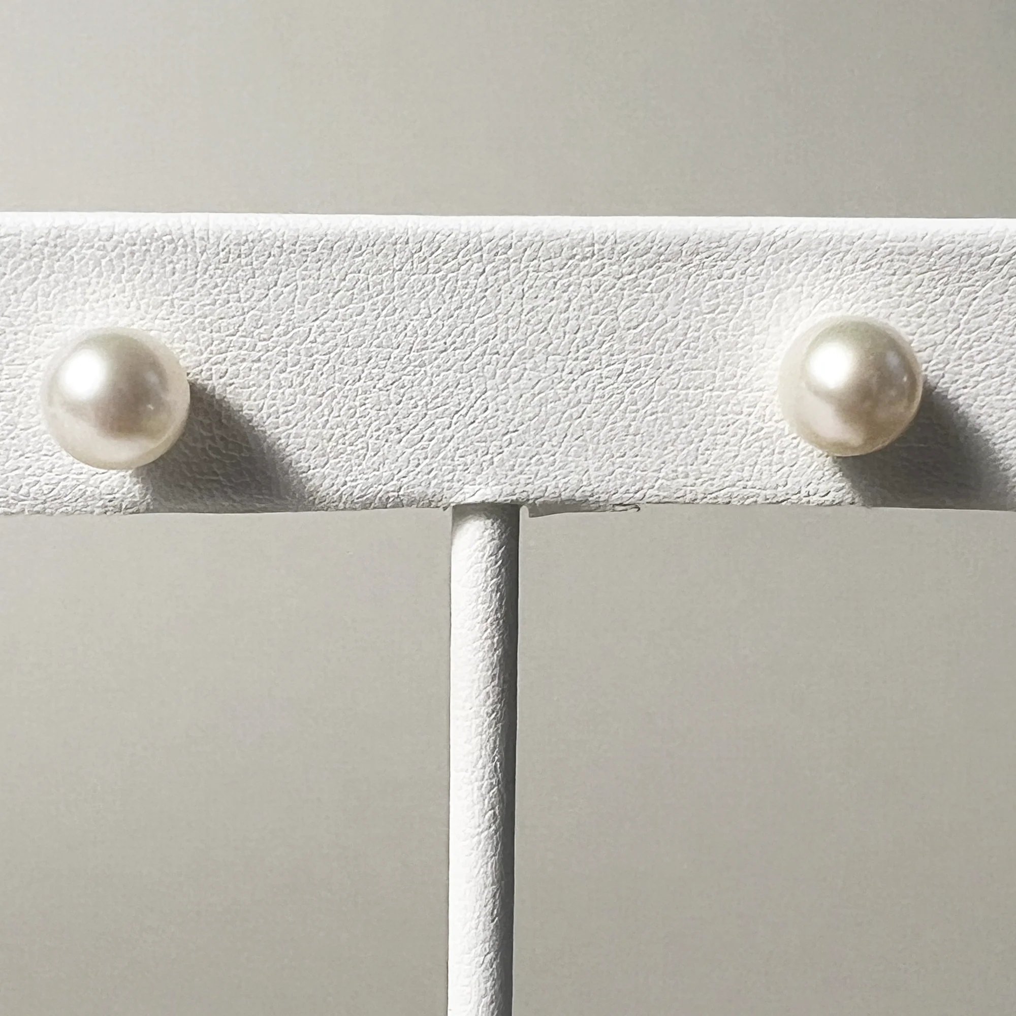 Studs | 14K Yellow Gold | 8 mm Freshwater-Cultured White Pearls
