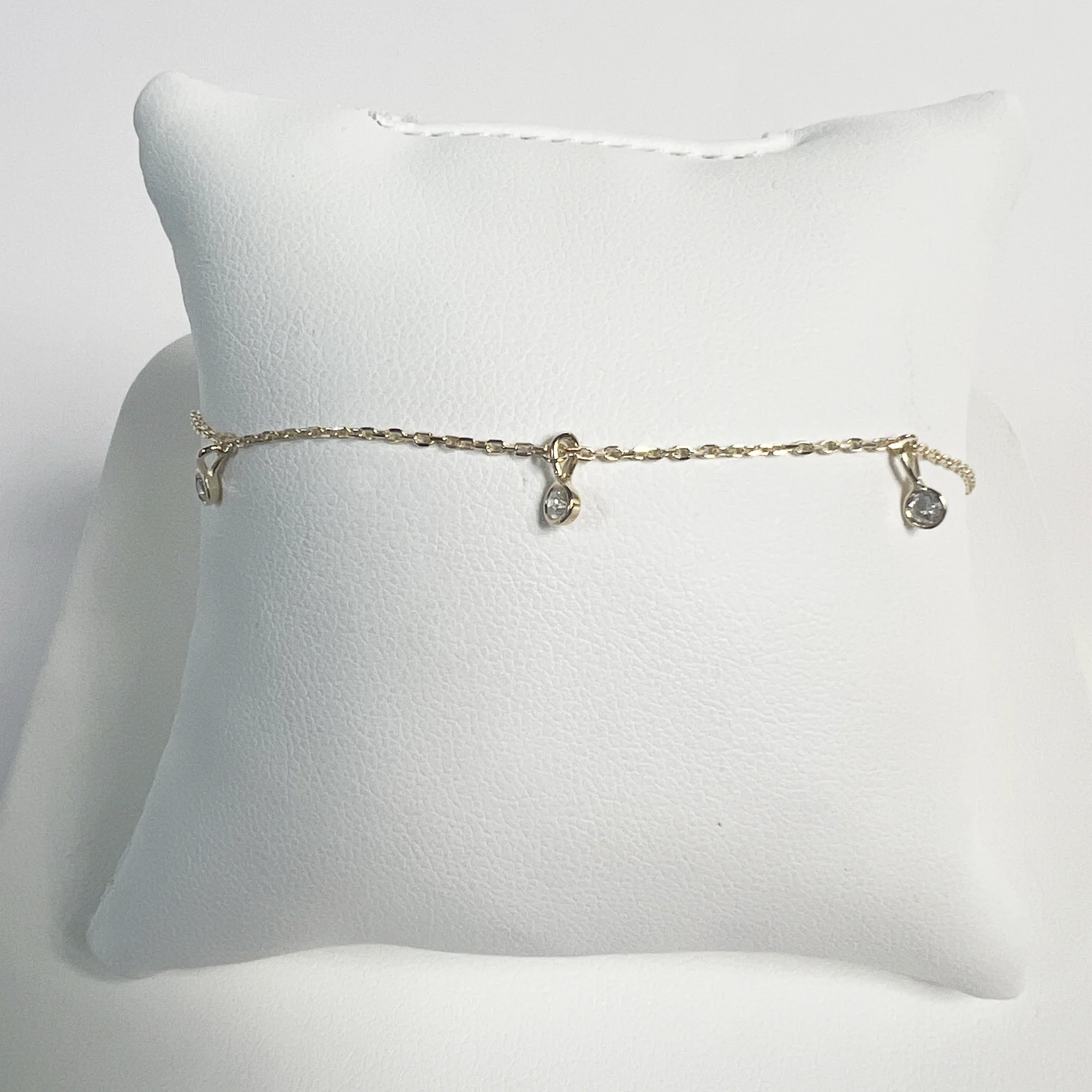 Three White Diamond Diamond Bracelet | 10K Yellow Gold | White Diamond