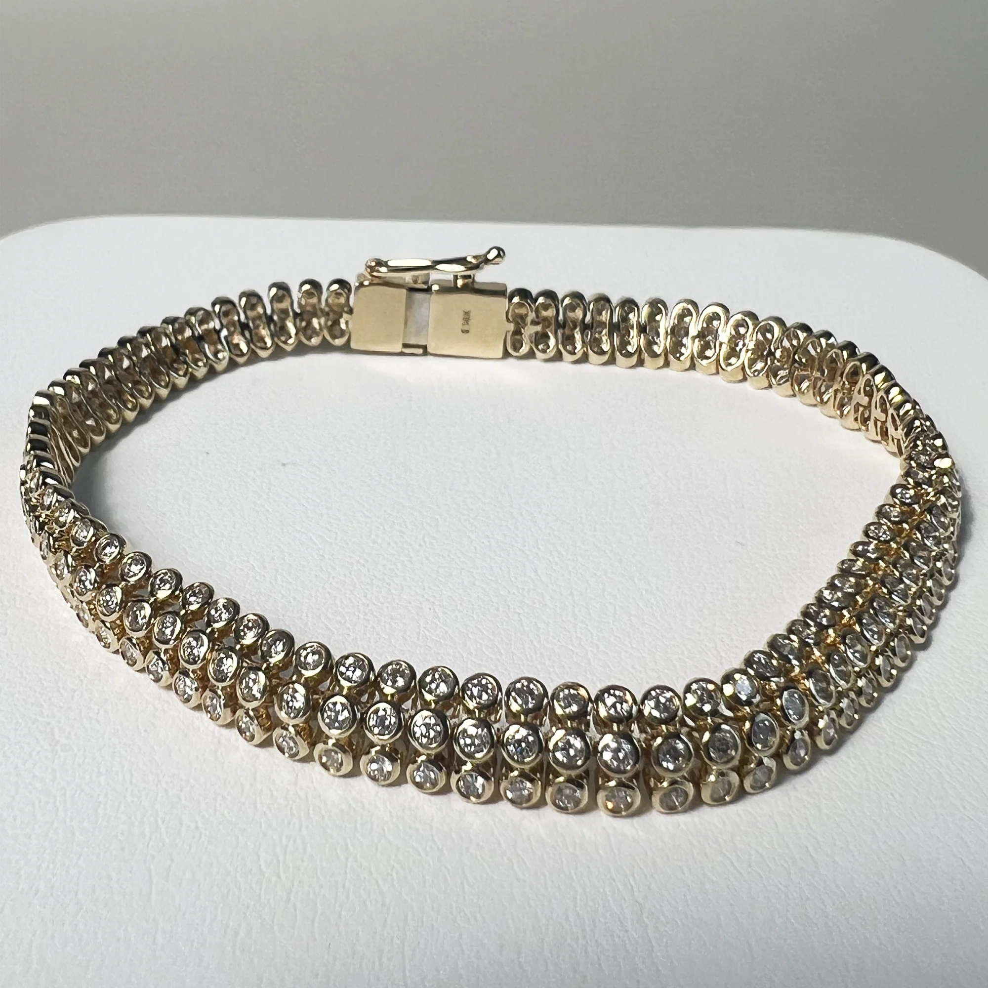 Triple Header Tennis Bracelet - V1 | 14K Yellow Gold | Round White Diamond